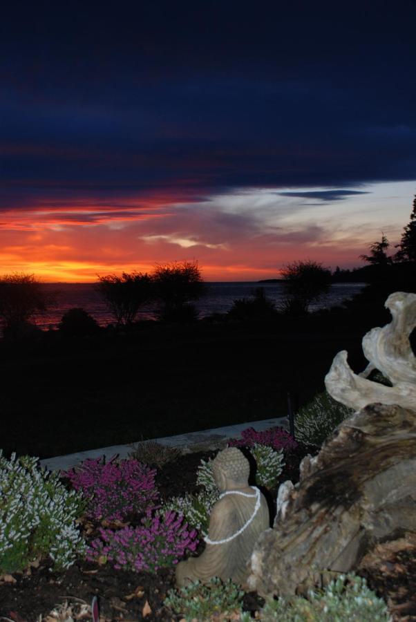 The Lodge At Weir'S Beach Metchosin Exterior foto